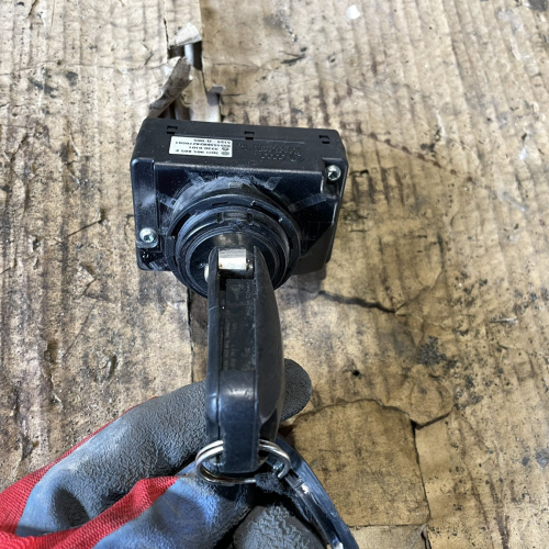 Гълтач с Ключ Контактен Ключ 3D0905865E Porsche Cayenne S 4.5 2005г 9PA