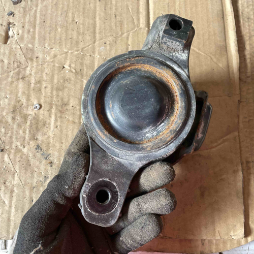 Тампон Двигател Лява Страна 41022FJ020 Toyota GT86 2018 Subaru BRZ