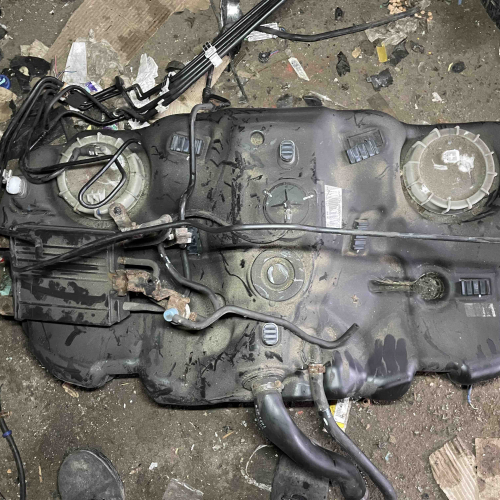 Резервоар 2017053000871e1500 Горивна Помпа Toyota GT86 2018 Subaru BRZ