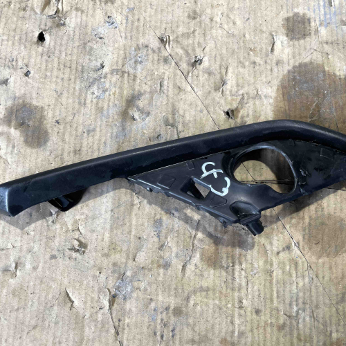 Облицовка Рамка за Десен Халоген d10j-50c11 Mazda CX3 77kW 1.5дизел 2015