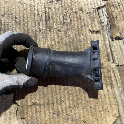 Адаптер Интеркулер 13670-74s00 SUZUKI SX4 S-Cross 1.4 2021 HYBRID ALLGRIP 6AT