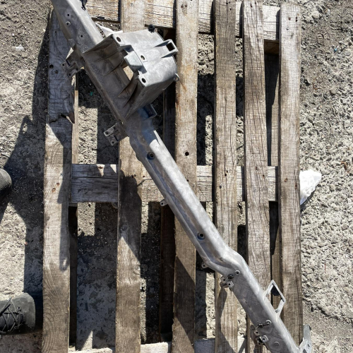 Усилваща Греда Арматурно Табло A2196800055 Mercedes E-class W211 E320cdi 224кс 642