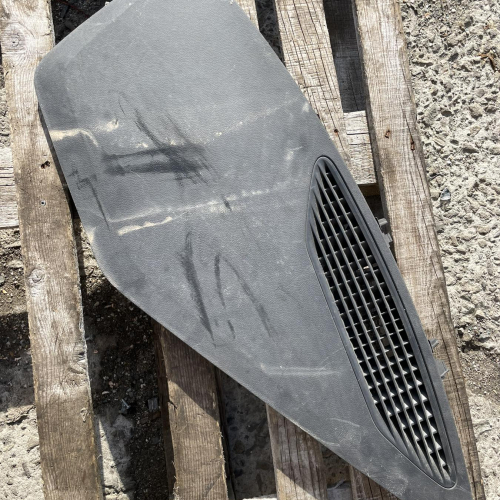 Панел Капак Арматурно Табло 10B858189 Volkswagen ID.3 E11 PRO