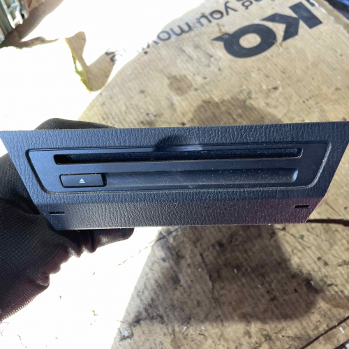 CD Навигация da6c-669g0d Mazda CX3 77kW 1.5дизел 2015