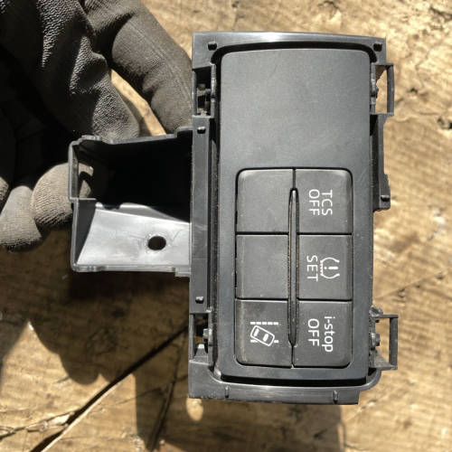 Панел с Бутони TCS OFF DC0F66170 Mazda CX3 4х4 77kW 1.5дизел 2015