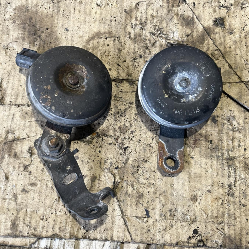 Тромба Нисък Тон 86012CA010 Висок Тон 86012CA000 Toyota GT86 2018 Subaru BRZ