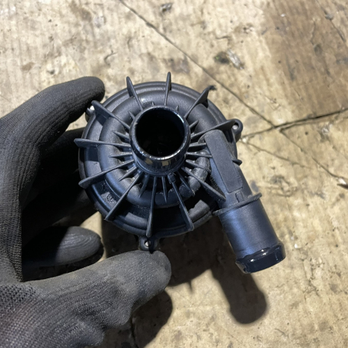 Водна Помпа 1EA965567 Volkswagen ID.3 E11 PRO