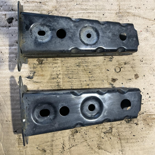 Буфер Предна Броня Mazda CX3 77kW 1.5дизел 2015