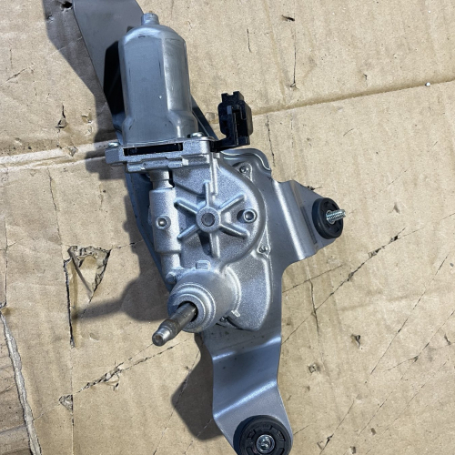 Моторче Задна Чистачка Багажник bhs2-67450 Mazda3 2014 2.0бен 121kW