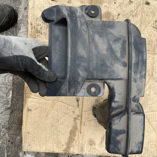 Тръба Въздуховод Филтър pe0113201 Mazda3 2014 2.0бен 121kW