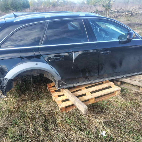 Продавам на Части Audi A4 All Road 2010г 2.0d