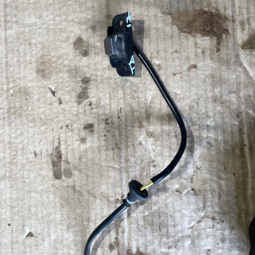 Бутон Отваряне Багажник 906064925R Renault Talisman 2017г 147kW