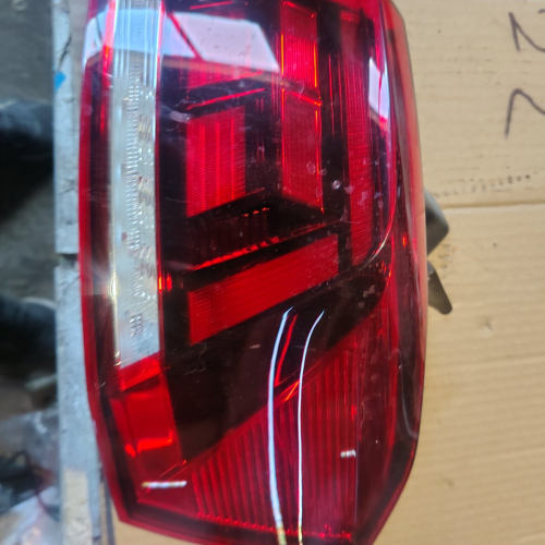 Десен Стоп Външен 3G9945096G Volkswagen Passat B9 1.5 eTSI 150кс 2024г Бензин Комби