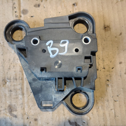 Основа Държач ABS Помпа 5Q0614235G Volkswagen Passat B9 1.5 eTSI 150кс 2024г Бензин