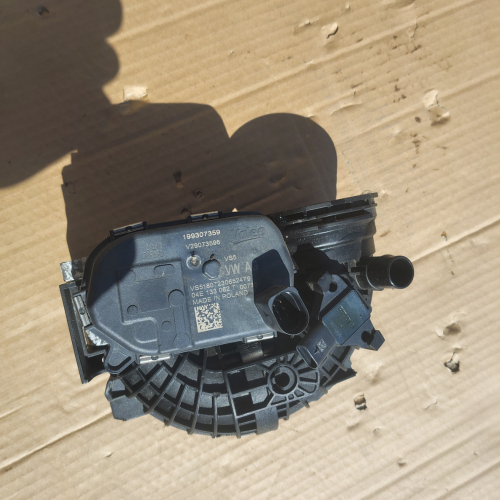 Дроселова Клапа 04E133062T Volkswagen Passat B9 1.5 eTSI 150кс 2024г Бензин
