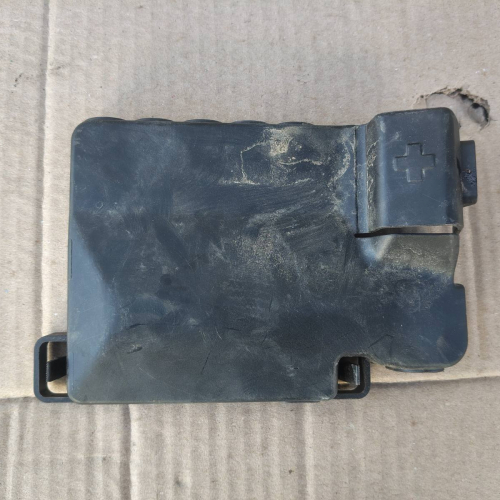 Предпазен Капак Плюсова Клема 1EA915429C Volkswagen ID.3 E11 pro